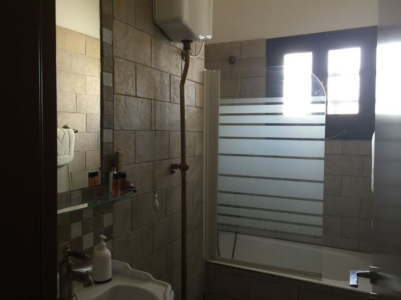 Villa de Michanna Properties Ltd