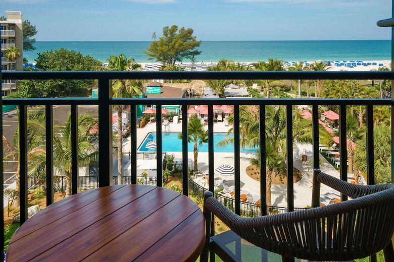 Hotel Howard Johnson St. Petersburg Beach
