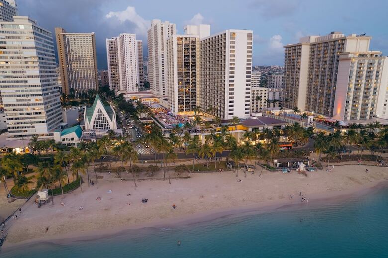 Hotel Waikiki Beach Marriott Resort & Spa