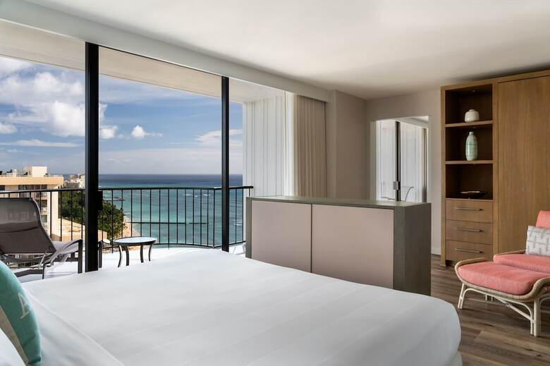 Hotel Waikiki Beach Marriott Resort & Spa