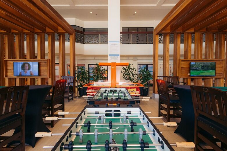 Hotel Waikiki Beach Marriott Resort & Spa