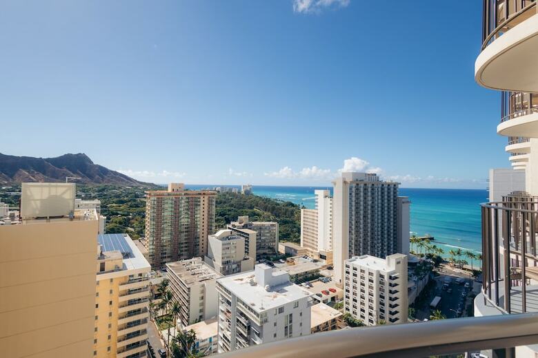 Hotel Waikiki Beach Marriott Resort & Spa