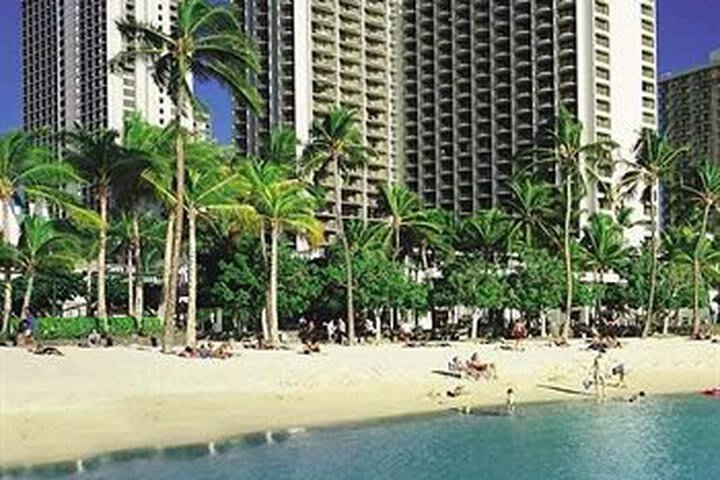 Hotel Waikiki Beach Marriott Resort & Spa