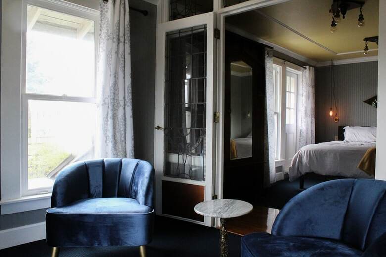 Shelburne Hotel
