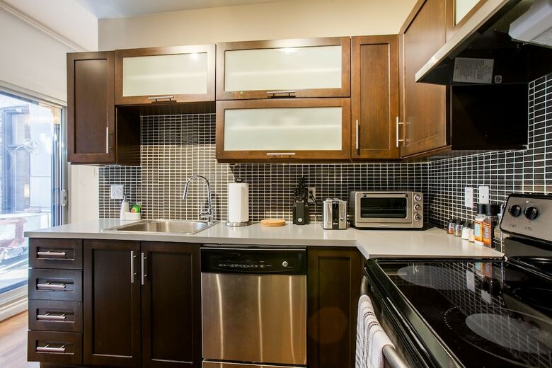 Apartamentos Lmvr - The Laurier