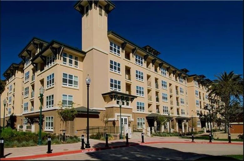 Apartamentos Global Luxury Suites At Commodore Drive