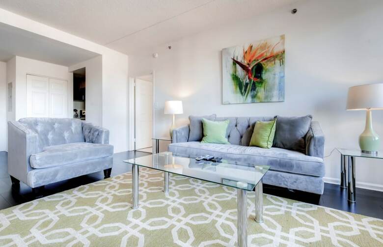 Apartamentos Global Luxury Suites At Commodore Drive