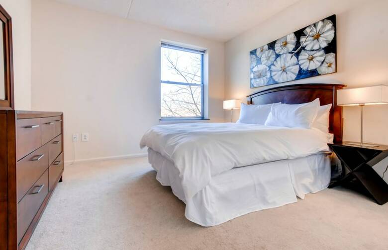 Apartamentos Global Luxury Suites At Commodore Drive