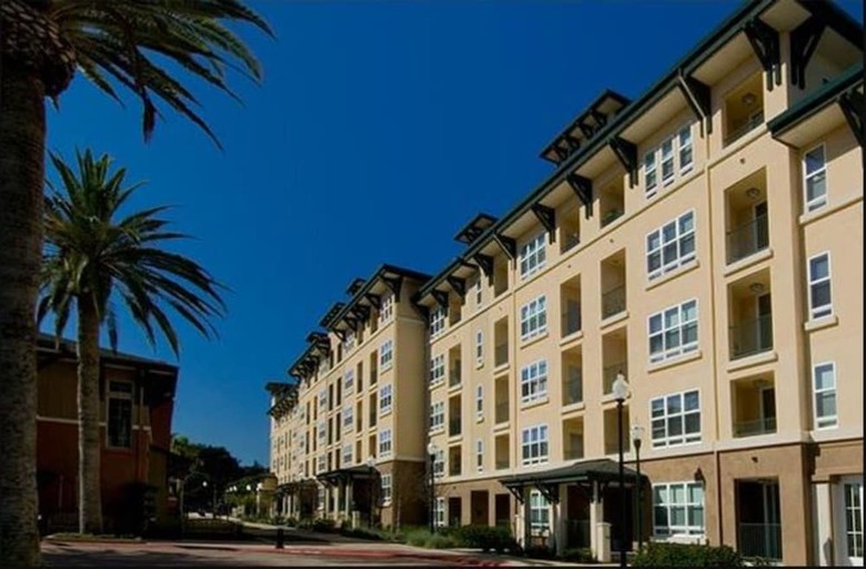 Apartamentos Global Luxury Suites At Commodore Drive