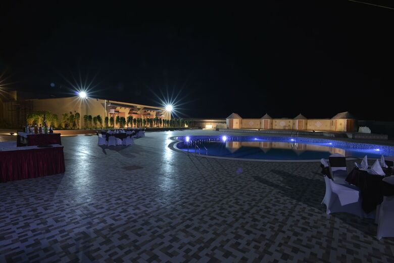 Hotel Orchha Palace And Convention Centre