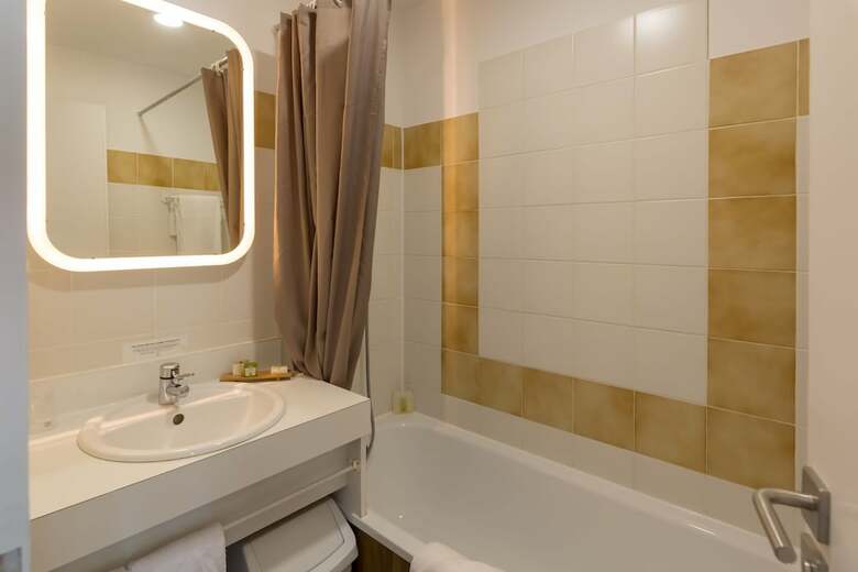 Hotel Les Secrets Ch�teau Pey La Tour