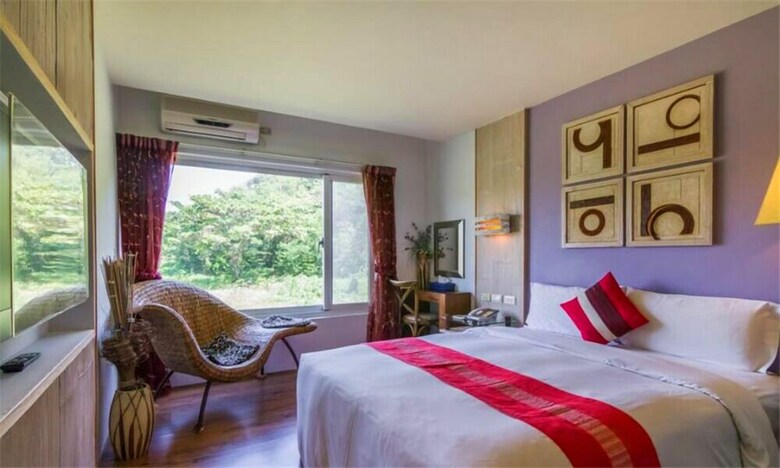Hotel Ocean Breeze Inn
