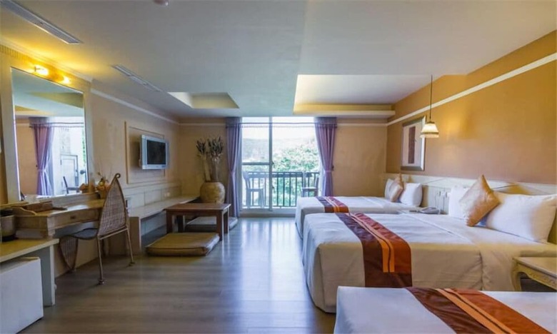 Hotel Ocean Breeze Inn