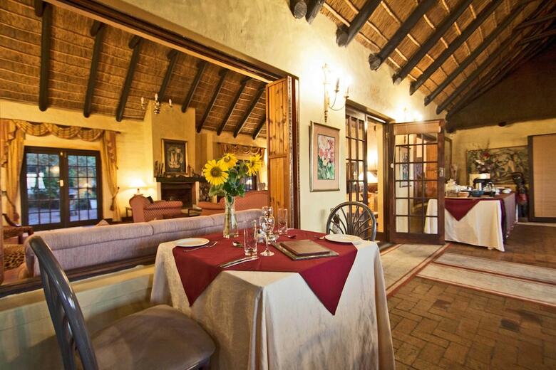 Hotel Wild Rose Country Lodge