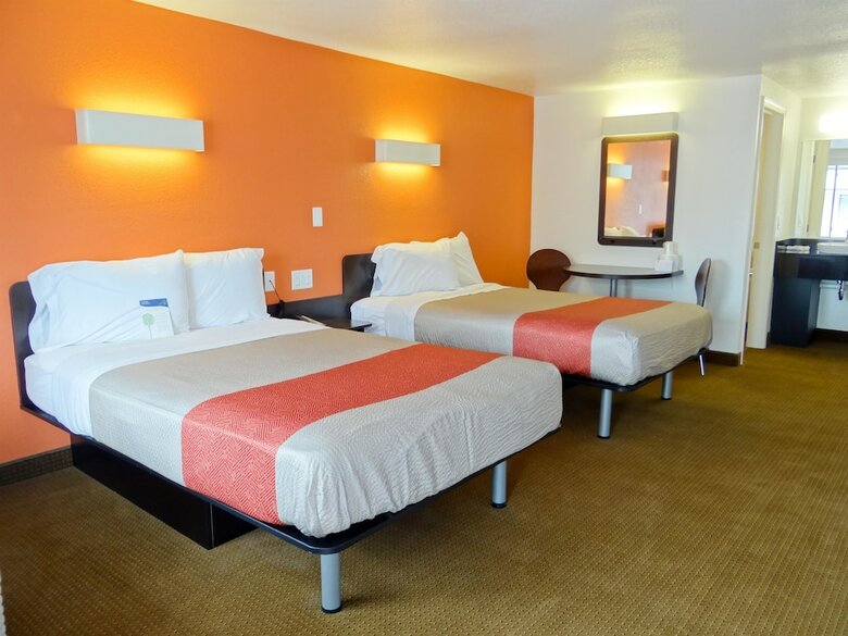 Motel 6 Erie Pa