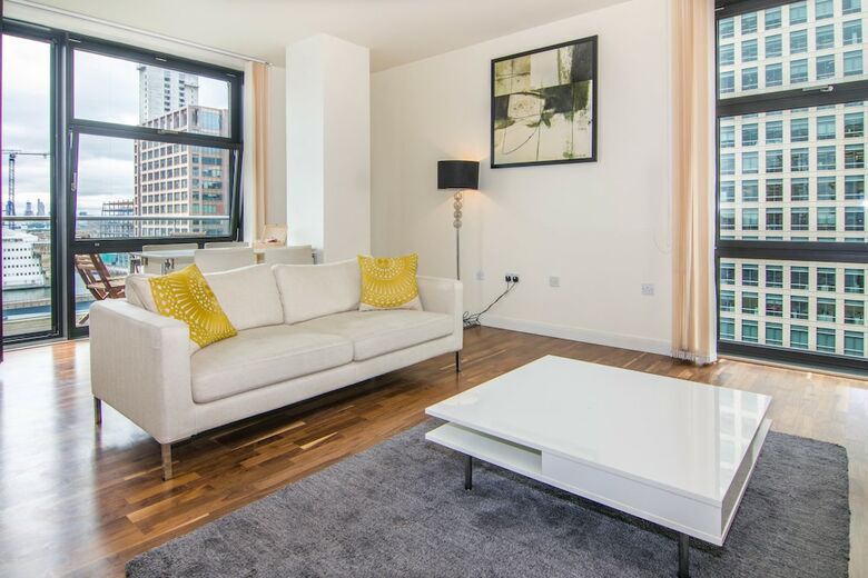 Canary Wharf - Corporate River View Apartments