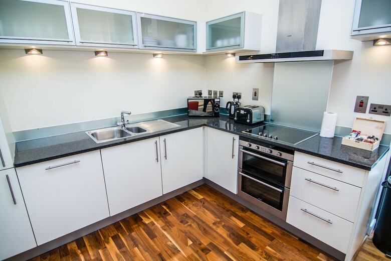 Canary Wharf - Corporate River View Apartments