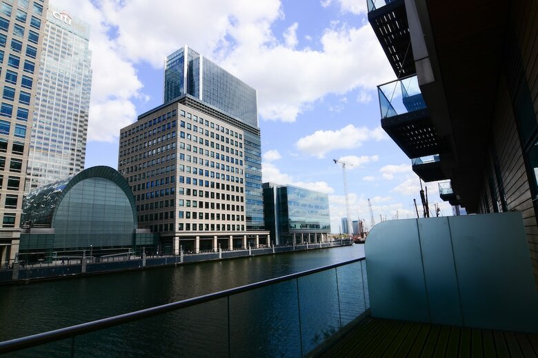 Canary Wharf - Corporate River View Apartments