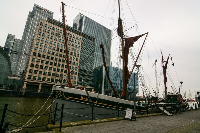 Canary Wharf - Corporate River View Apartments