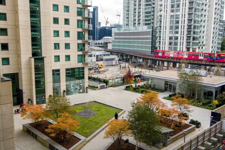 Canary Wharf - Corporate River View Apartments