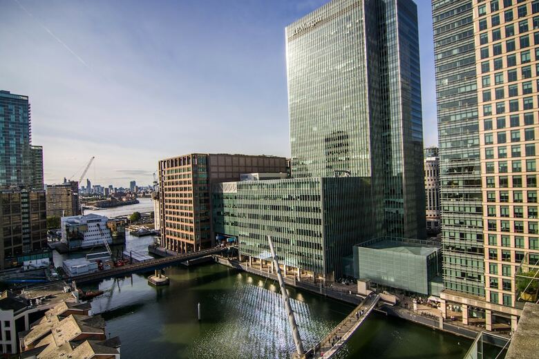 Canary Wharf - Corporate River View Apartments