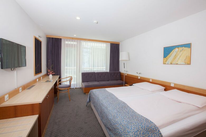 Hotel Jezero