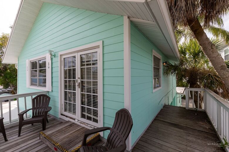The Village House By Beachside Management