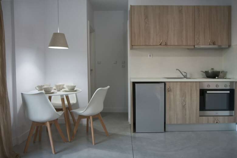 Axos Apartments
