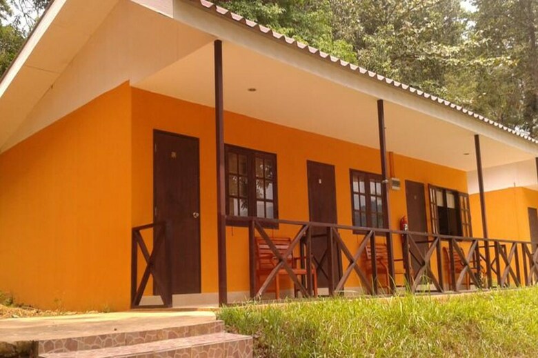 Hotel Cliff Cottage Resort