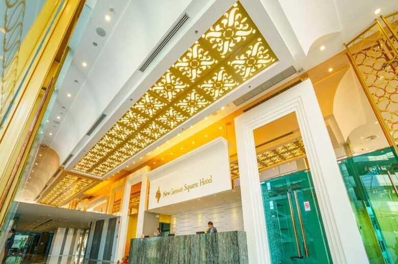 New Season Square Hotel