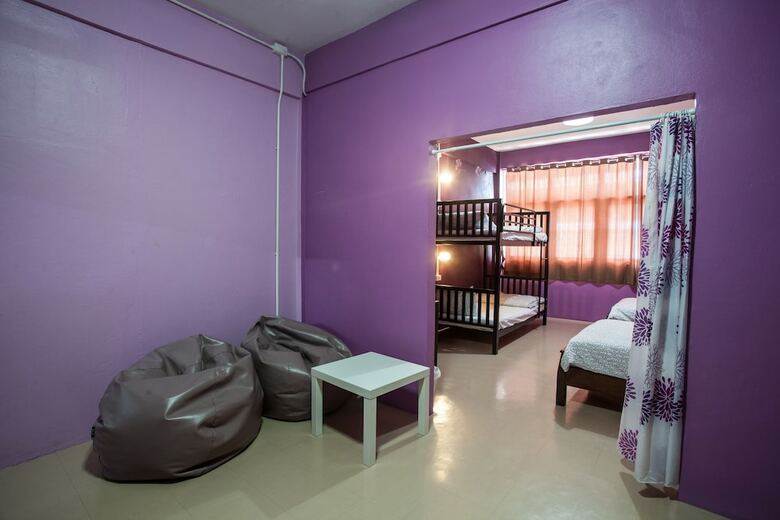 Hotel Hello House