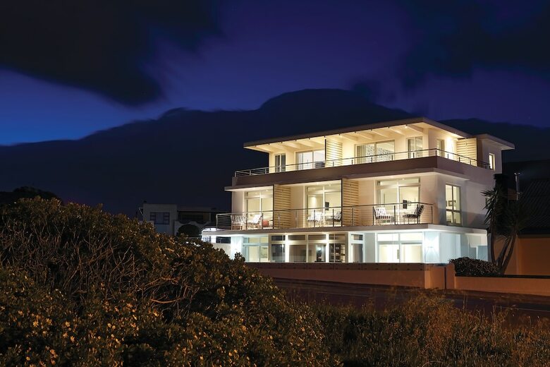 One Marine Drive Boutique Hotel