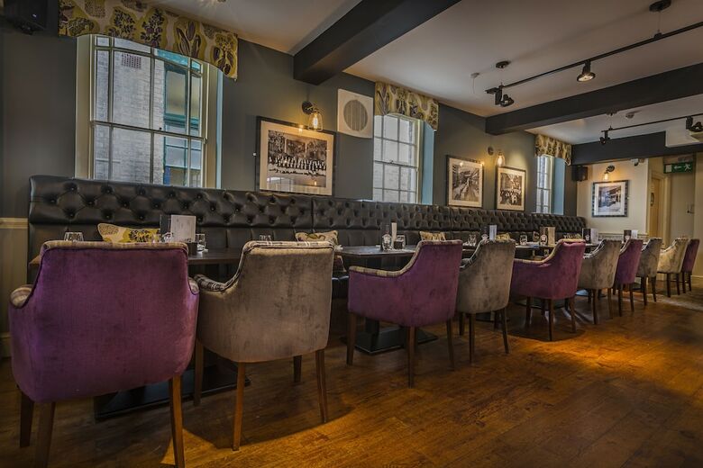 Hotel The Golden Lion