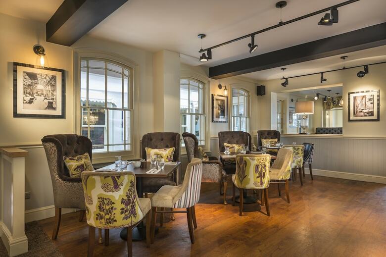 Hotel The Golden Lion