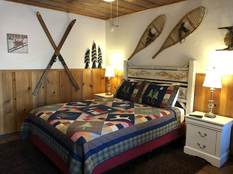 Motel Tahoe Cottage Inn