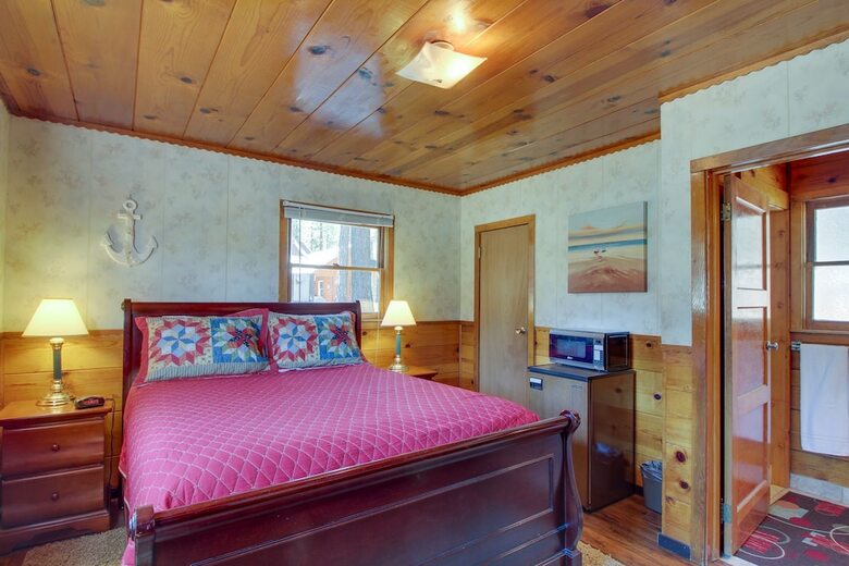 Motel Tahoe Cottage Inn