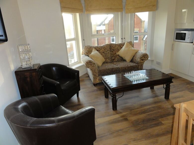 Brunswick Holiday Apartments