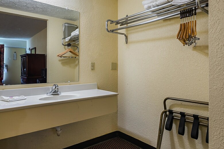 Hotel Motel 6 Columbus, Oh - East