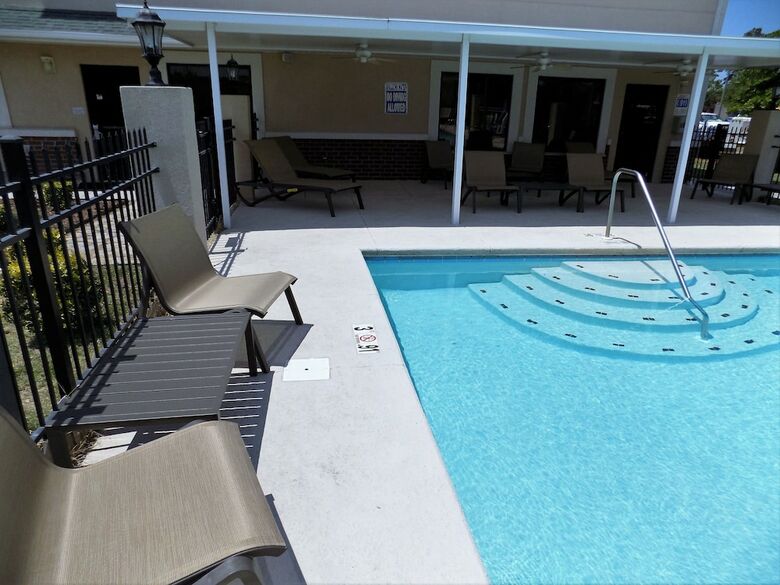 Hotel Baymont By Wyndham Augusta Riverwatch