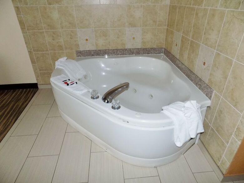 Hotel Baymont By Wyndham Augusta Riverwatch