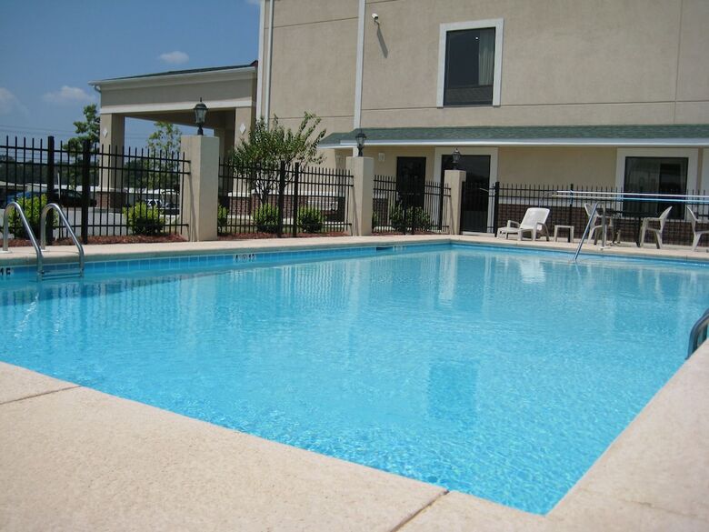 Hotel Baymont By Wyndham Augusta Riverwatch