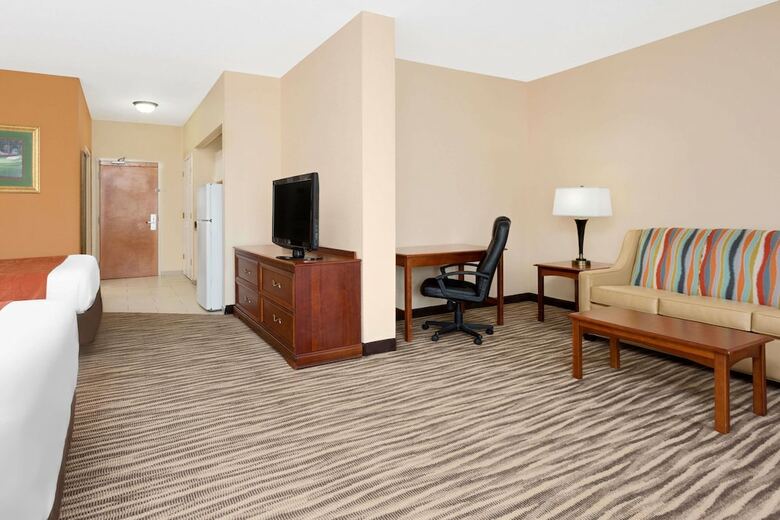 Hotel Baymont By Wyndham Augusta Riverwatch