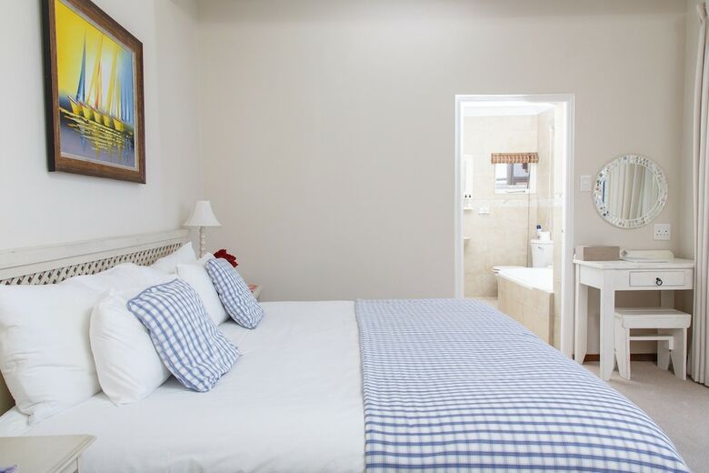 Hotel Whales Way Ocean Retreat