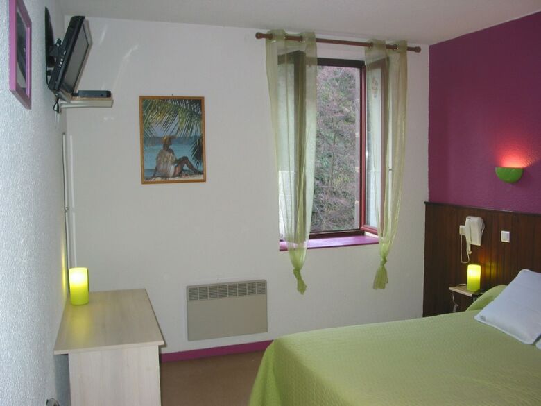 Hotel H�tel Restaurant Le Dristan