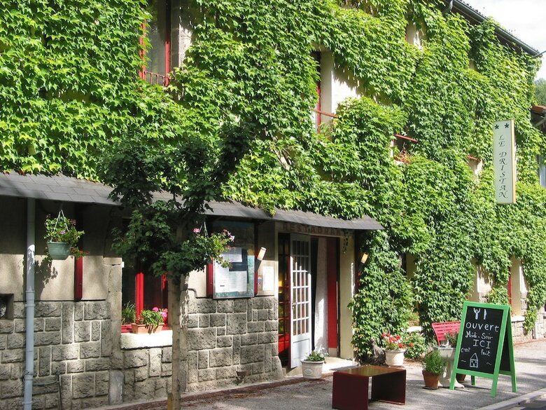 Hotel H�tel Restaurant Le Dristan