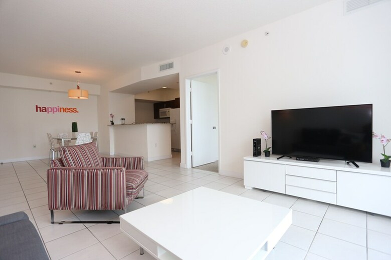 Nuovo Miami Apartments At Brickell - Downtown