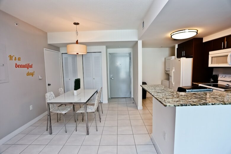 Nuovo Miami Apartments At Brickell - Downtown
