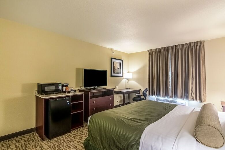Hotel Cobblestone Inn & Suites - Lakin