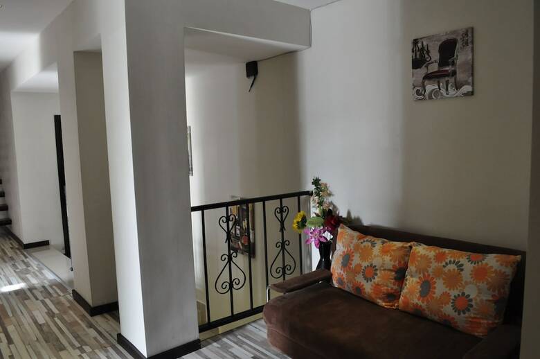 Tiflis Metekhi Hotel