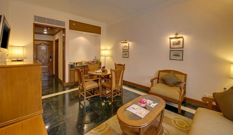 Hotel The Ummed Ahmedabad